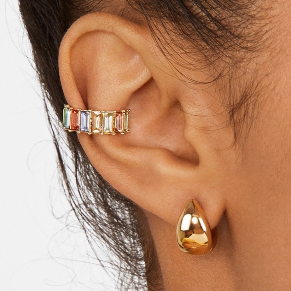🌈 2/$24 Rainbow Baguette Ear Cuff 🌈 - Picture 2 of 2